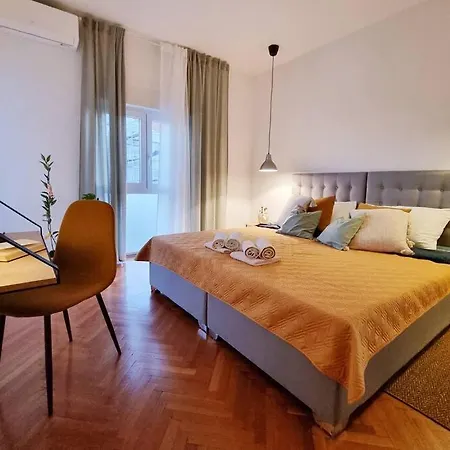 Chi Chi Apartment Pula Exterior photo